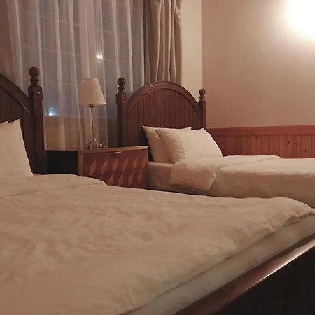At Corner Resort & Garden เมืองเชจู ภายนอก รูปภาพ