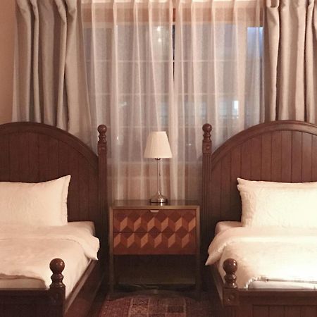 At Corner Resort & Garden เมืองเชจู ภายนอก รูปภาพ